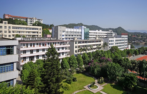  福建理工学校