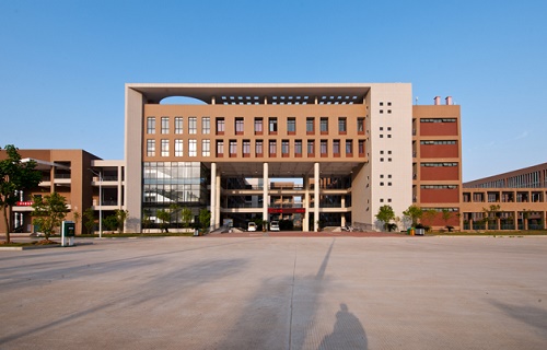  福建商学院