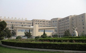  深圳宝山技工学校