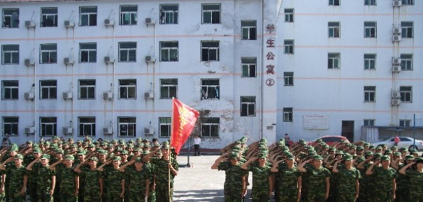 麻城工业学校军训